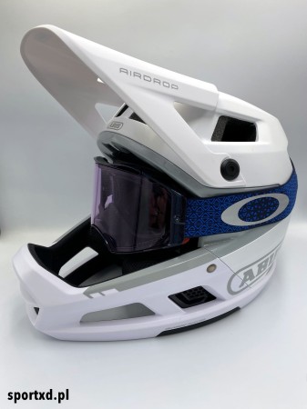 airdrop+oakley-galaxy.jpg