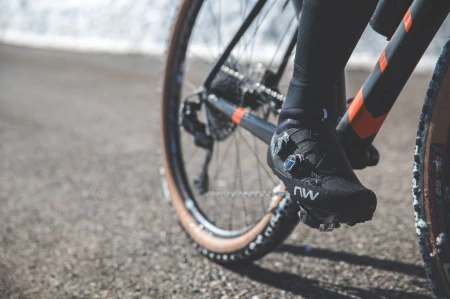 BUTY ROWEROWE NORTHWAVE FLAGSHIP GTX - Black  - Rozmiar 42