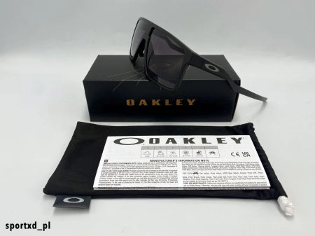 Okulary Oakley  Helux  Matte Black  Prizm Grey Gradient - 928506