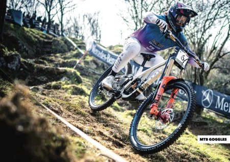 Oakley  AIRBRAKE MTB Black Gunmetal  -  Clear